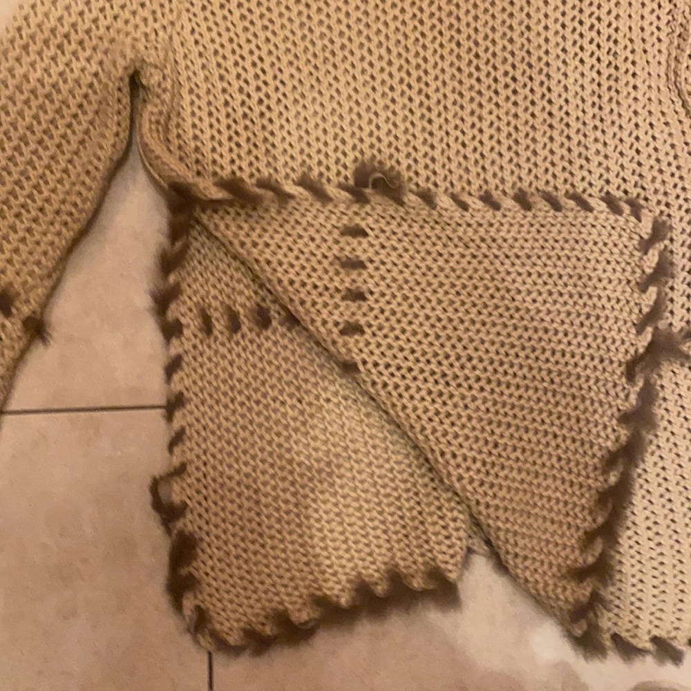 Escada sweater - Picture 6 of 7